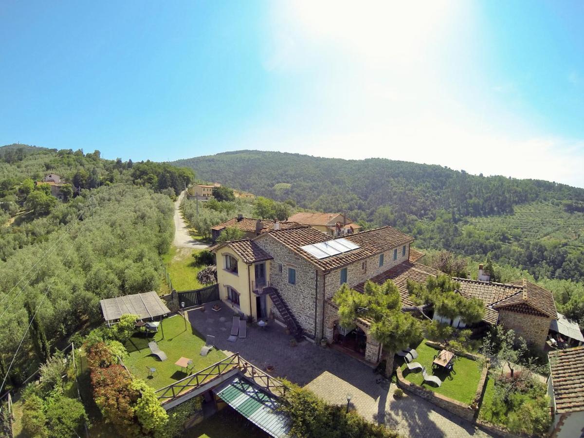 Casa Vacanze La Porta Vinci Exterior photo