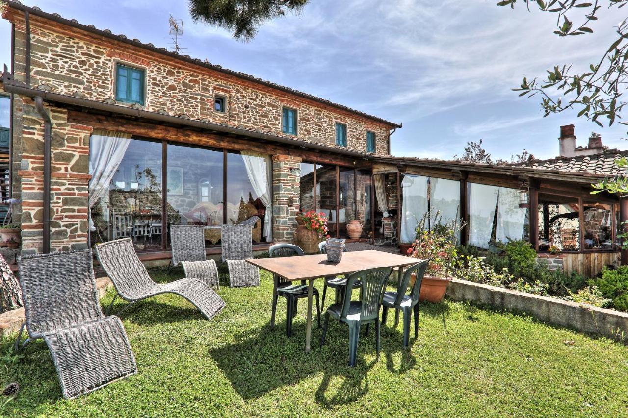 Casa Vacanze La Porta Vinci Exterior photo